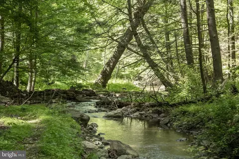 65 Locust Ridge Rd, Moorefield, WV 26836
