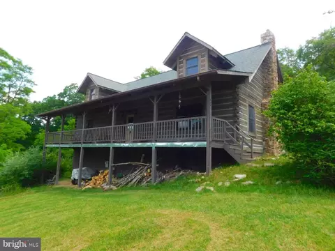 225 Maple Dr, Mathias, WV 26812