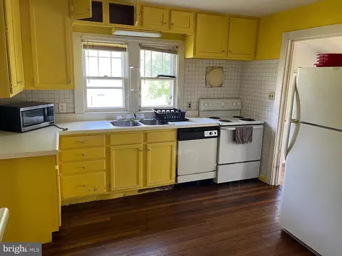 Kitchen - 112 Jackson St, Moorefield, WV 26836 photo 2 of 3