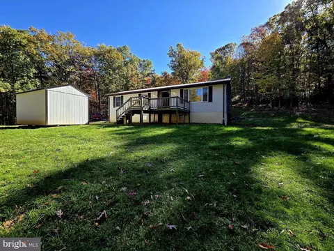 1751 Strawderman Rd, Mathias, WV 26812 photo 2