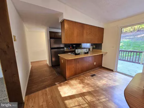 1751 Strawderman Rd, Mathias, WV 26812 photo 7