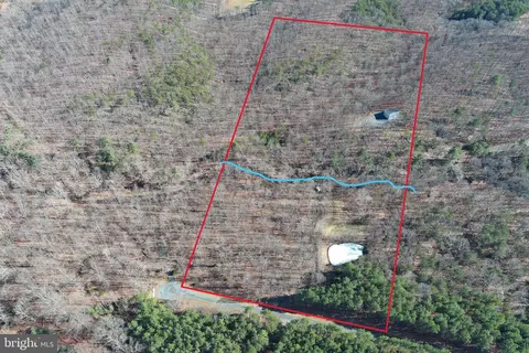 434 Loblolly Dr, Moorefield, WV 26836