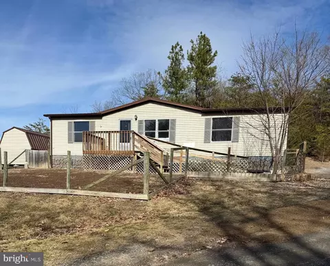 4859 Rig Rd, Rig, WV 26836