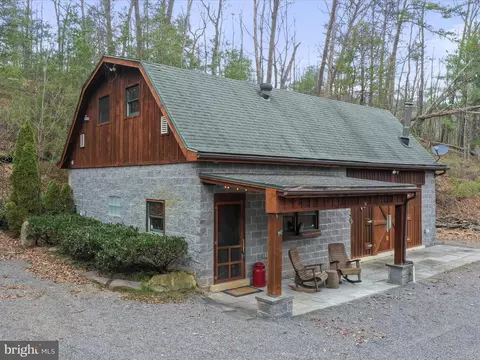 51 Cemetery Dr, Rio, WV 26755