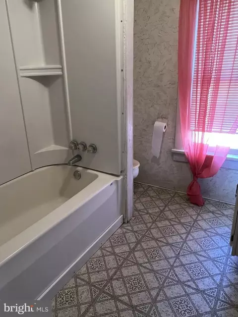Bath - 318 S Main St, Moorefield, WV 26836 photo 2 of 2