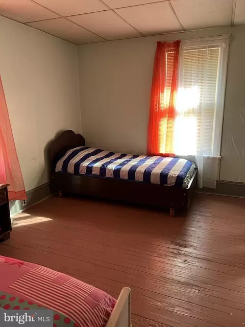 Bedroom - 318 S Main St, Moorefield, WV 26836 photo 5 of 5