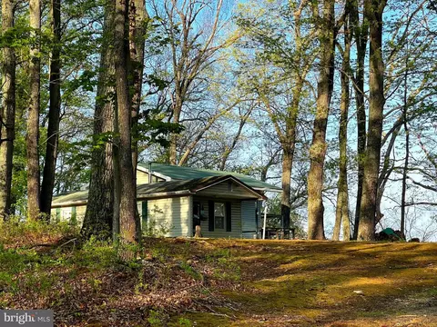 4892 High Knob Rd, Moorefield, WV 26836