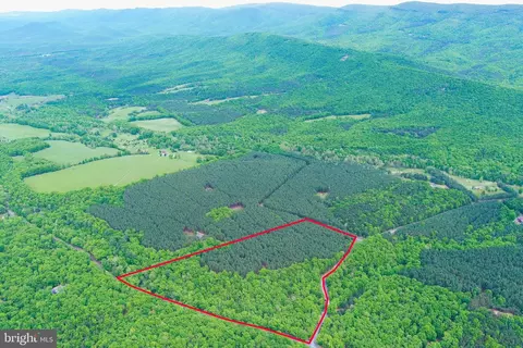 67 Ashton Woods, Moorefield, WV 26836