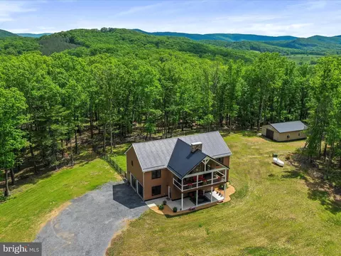 100 Solar Ln, Baker, WV 26801