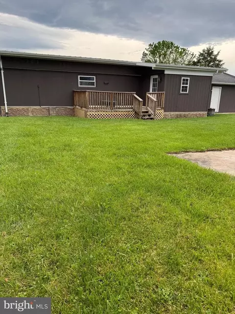220 3rd St, Moorefield, WV 26836 photo 5