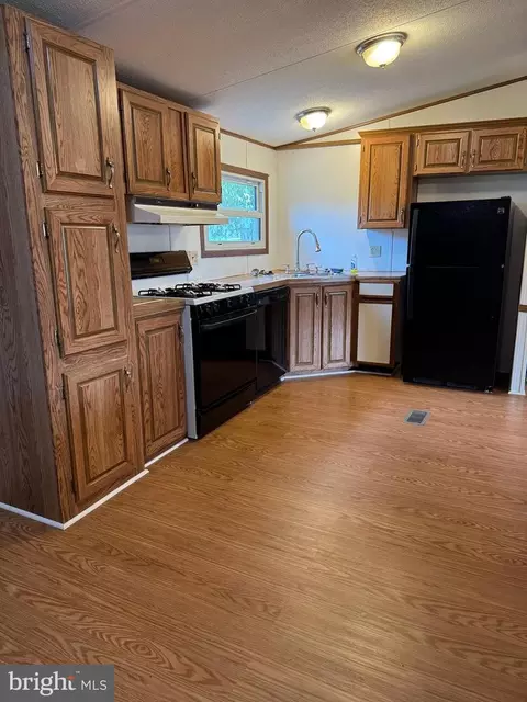 220 3rd St, Moorefield, WV 26836 photo 9