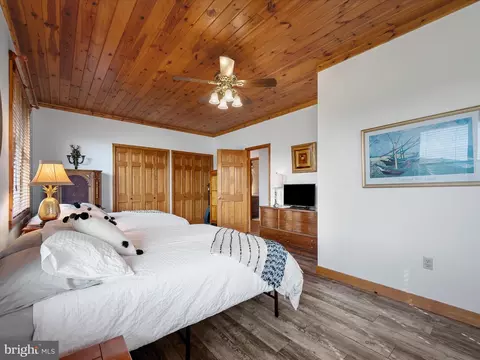 Bedroom - 489 Sugar Maple Rd, Mathias, WV 26812 photo 2 of 7