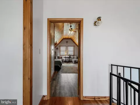 Entry Way - 489 Sugar Maple Rd, Mathias, WV 26812 photo 5 of 6