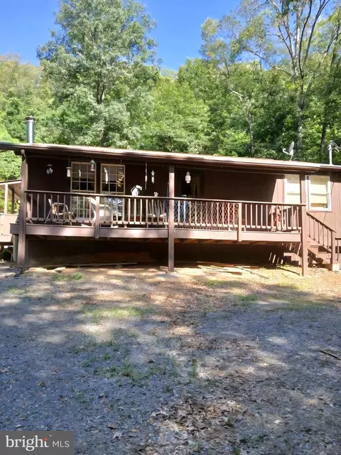 1089 Lost River Ridge Cir, Wardensville, WV 26851