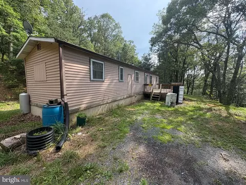 4332 Pine Ridge Rd, Wardensville, WV 26851