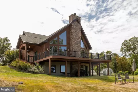 1415 Lockinger Ridge Rd, Moorefield, WV 26836