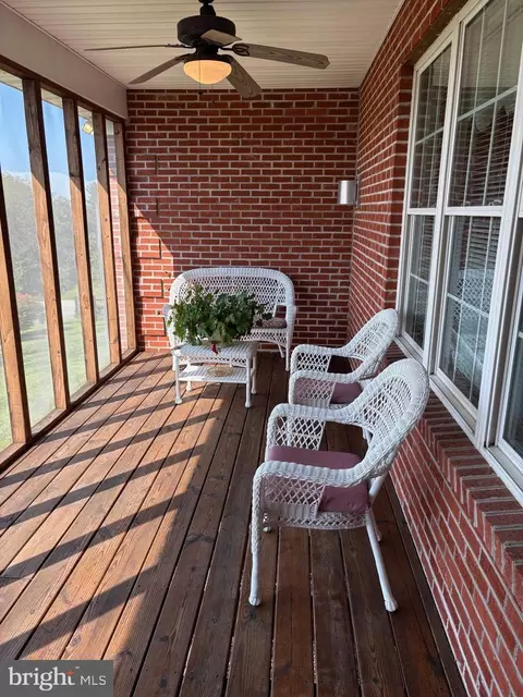Exterior - 502 Evening Sun Dr, Moorefield, WV 26836 photo 8 of 8