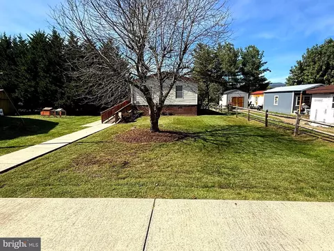 216 Maple Ave, Moorefield, WV 26836 photo 10
