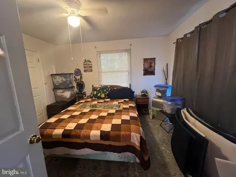 Bedroom - 1604 High Knob Rd, Old Fields, WV 26845 photo 4 of 6