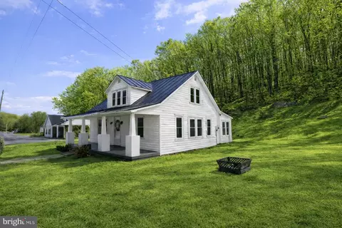 771 Arkansaw Rd, Baker, WV 26801