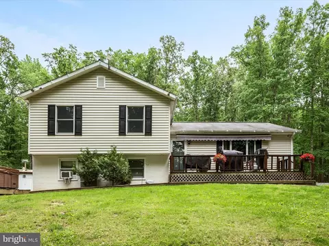 125 Ender Ave, Moorefield, WV 26836