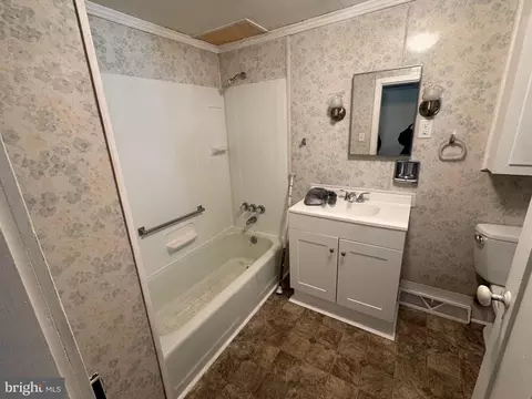 Bath - 18250 S Fork Rd, Moorefield, WV 26836 photo 1 of 4