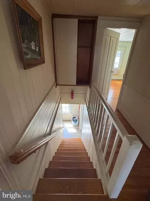 Entry Way - 18250 S Fork Rd, Moorefield, WV 26836 photo 4 of 7