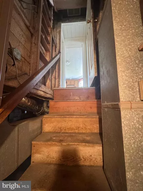 Entry Way - 18250 S Fork Rd, Moorefield, WV 26836 photo 7 of 7