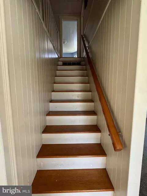 Entry Way - 18250 S Fork Rd, Moorefield, WV 26836 photo 2 of 7