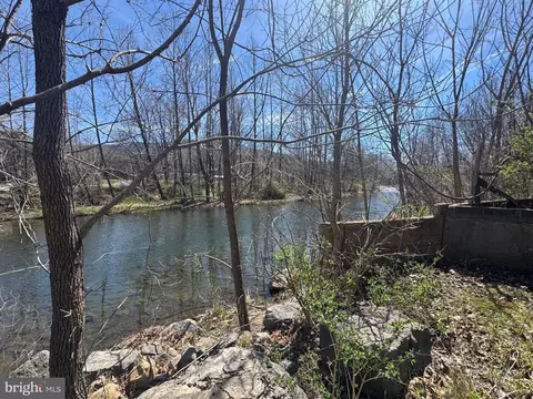View/Area - 18250 S Fork Rd, Moorefield, WV 26836 photo 2 of 3
