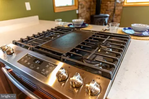 Kitchen - 504 Dakota Rd, Baker, WV 26801 photo 11 of 15