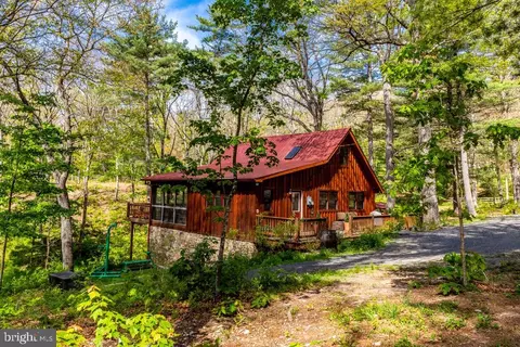 504 Dakota Rd, Baker, WV 26801