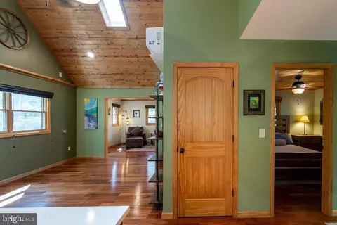 Entry Way - 504 Dakota Rd, Baker, WV 26801 photo 9 of 20
