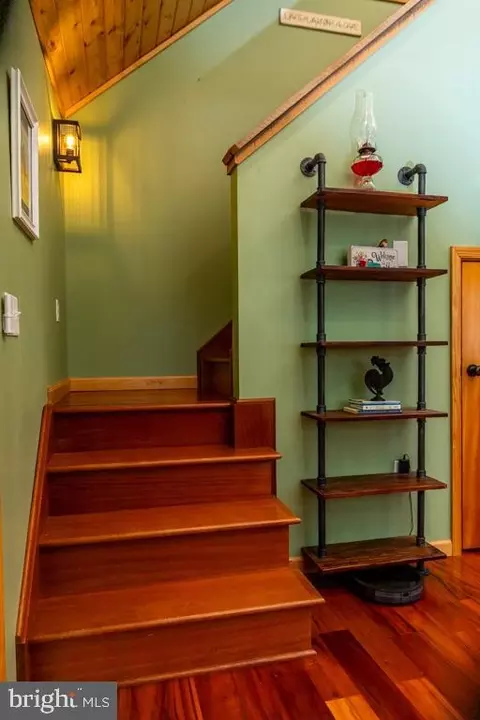 Entry Way - 504 Dakota Rd, Baker, WV 26801 photo 15 of 20