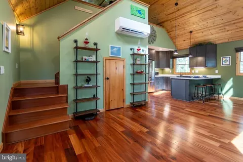Entry Way - 504 Dakota Rd, Baker, WV 26801 photo 3 of 20