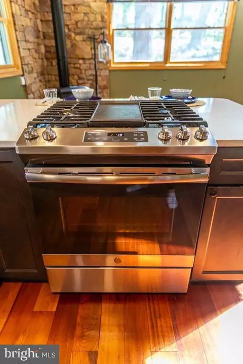 Kitchen - 504 Dakota Rd, Baker, WV 26801 photo 12 of 15