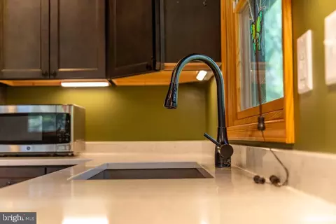 Kitchen - 504 Dakota Rd, Baker, WV 26801 photo 13 of 15