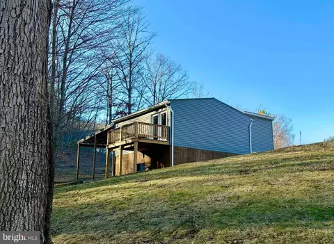 341 Buttercup Dr, Mathias, WV 26812