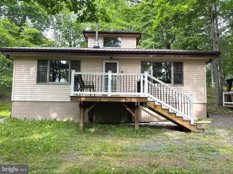 251 Riffey Mountain Ln, Mathias, WV 26812
