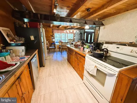 Kitchen - 954 Rusty Ln, Mathias, WV 26812 photo 5 of 8
