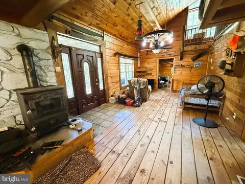 Entry Way - 954 Rusty Ln, Mathias, WV 26812 photo 1 of 7
