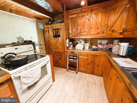 Kitchen - 954 Rusty Ln, Mathias, WV 26812 photo 4 of 8