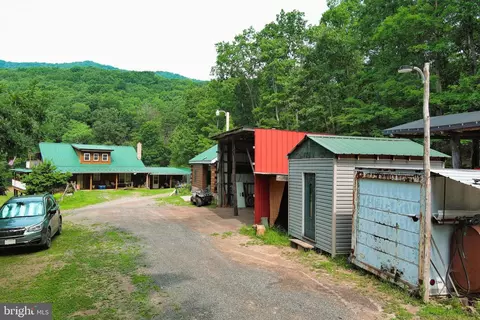 Exterior - 954 Rusty Ln, Mathias, WV 26812 photo 6 of 13