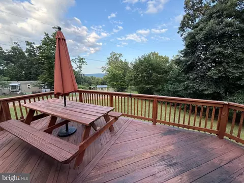 Exterior - 367 Clinton Dr, Baker, WV 26801 photo 6 of 10
