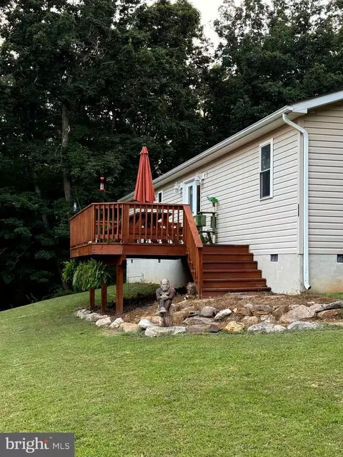 Exterior - 367 Clinton Dr, Baker, WV 26801 photo 4 of 10
