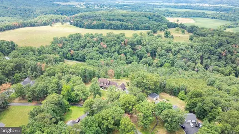 View/Area - 714 Forest Glen Dr, Moorefield, WV 26836 photo 5 of 7