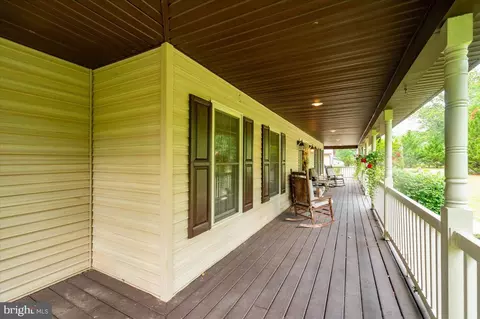 Exterior - 714 Forest Glen Dr, Moorefield, WV 26836 photo 7 of 17