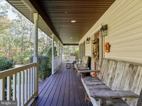 Exterior - 714 Forest Glen Dr, Moorefield, WV 26836 photo 5 of 17