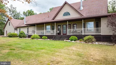 Exterior - 714 Forest Glen Dr, Moorefield, WV 26836 photo 9 of 17