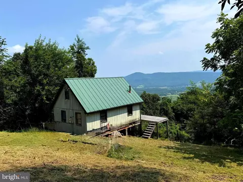 567 Highland Springs Ter, Moorefield, WV 26836